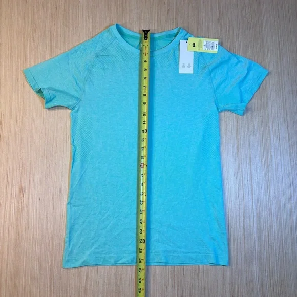 All In Motion Performance Tee - Picture 4 of 8